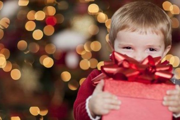 چه هدیه ا ی برای کودکان دو ساله تهیه کنیم؟