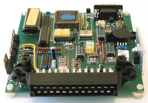 ECU چیست و چه نقشی در خودرو دارد؟