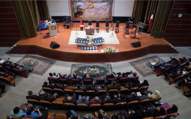 قدردانی از مرکز علمی – کاربردی ماموت در بزرگداشت مقام معلم