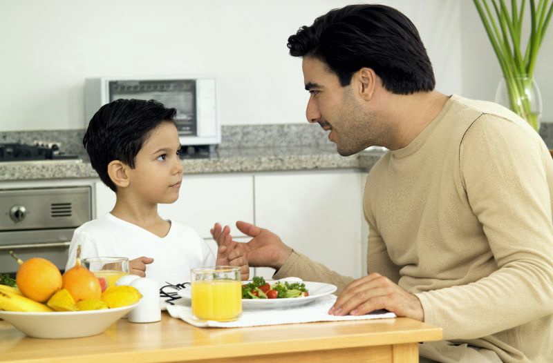 ۱۰ مهارت زندگی که والدین وظیفهدارند به فرزند خود بیاموزند