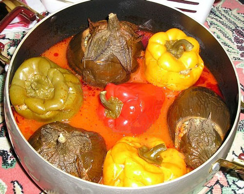 آموزش طرز تهیه دلمه بادمجان و فلفل