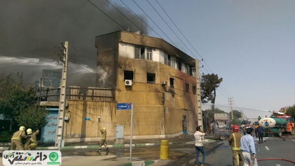 آتش سوزی مهیب در کارخانه رنگ فرهاد