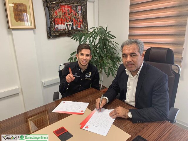 فرشاد احمدزاده پرسپولیسی شد