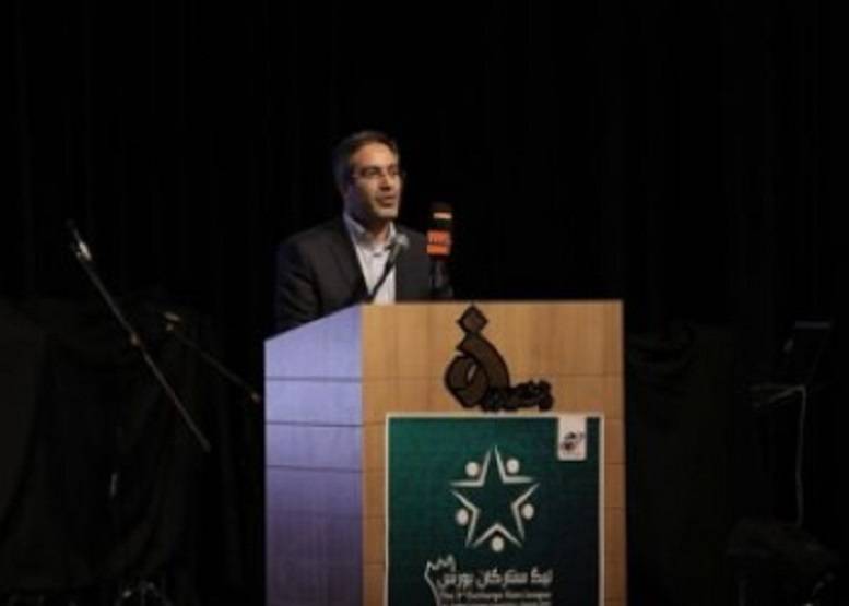 کسب ثروت از طریق اطلاعات نهان صحیح نیست