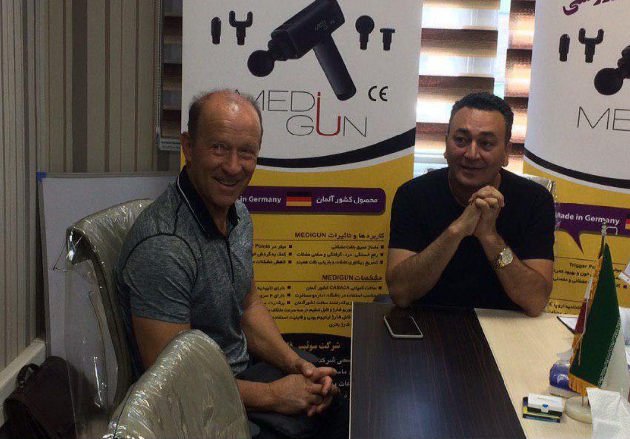 ثبت قرارداد کالدرون و بشار رسن با پرسپولیس