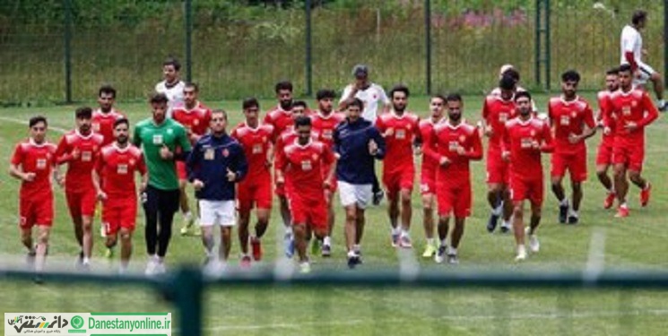 رنگ پیراهنهای فصل آینده پرسپولیس مشخص شد