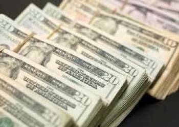 افزایش تنشها در سطح جهانی باعث تقویت دلار شد