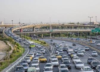 ممنوعیت تردد کامیونها به تخلیه بار ترافیکی روزهای نخست مهر کمک کرد
