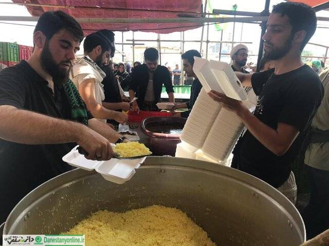هر وعده ۱۱۰ هزار غذای نذری پخش می شود