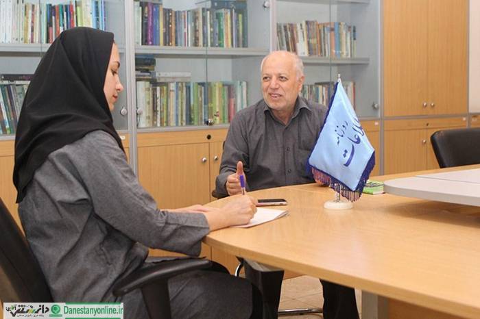 پاراآکادمیها و توزیع مردمی دانش/یادداشت