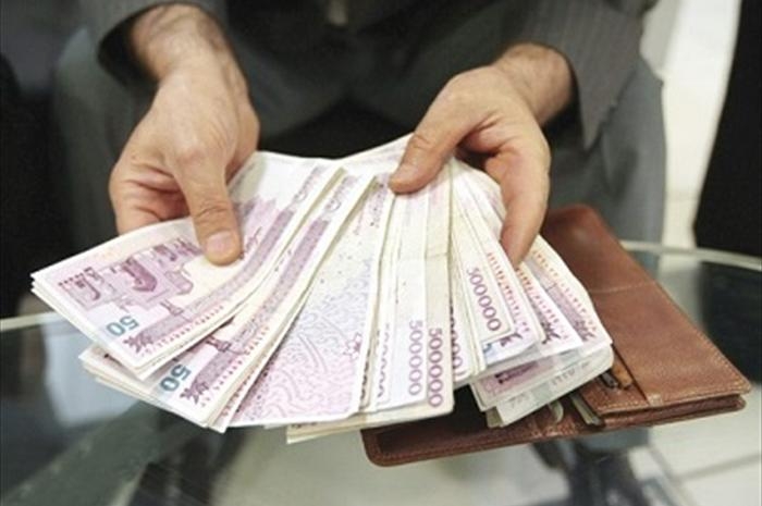 حقوق بازنشستگان و کارمندان افزایش خواهد داشت؟