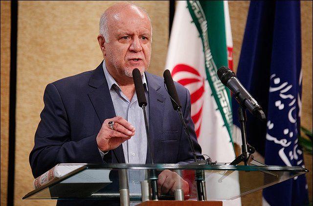 زنگنه: وزارت نفت برنامهای برای اصلاح طرح سهمیهبندی بنزین ندارد