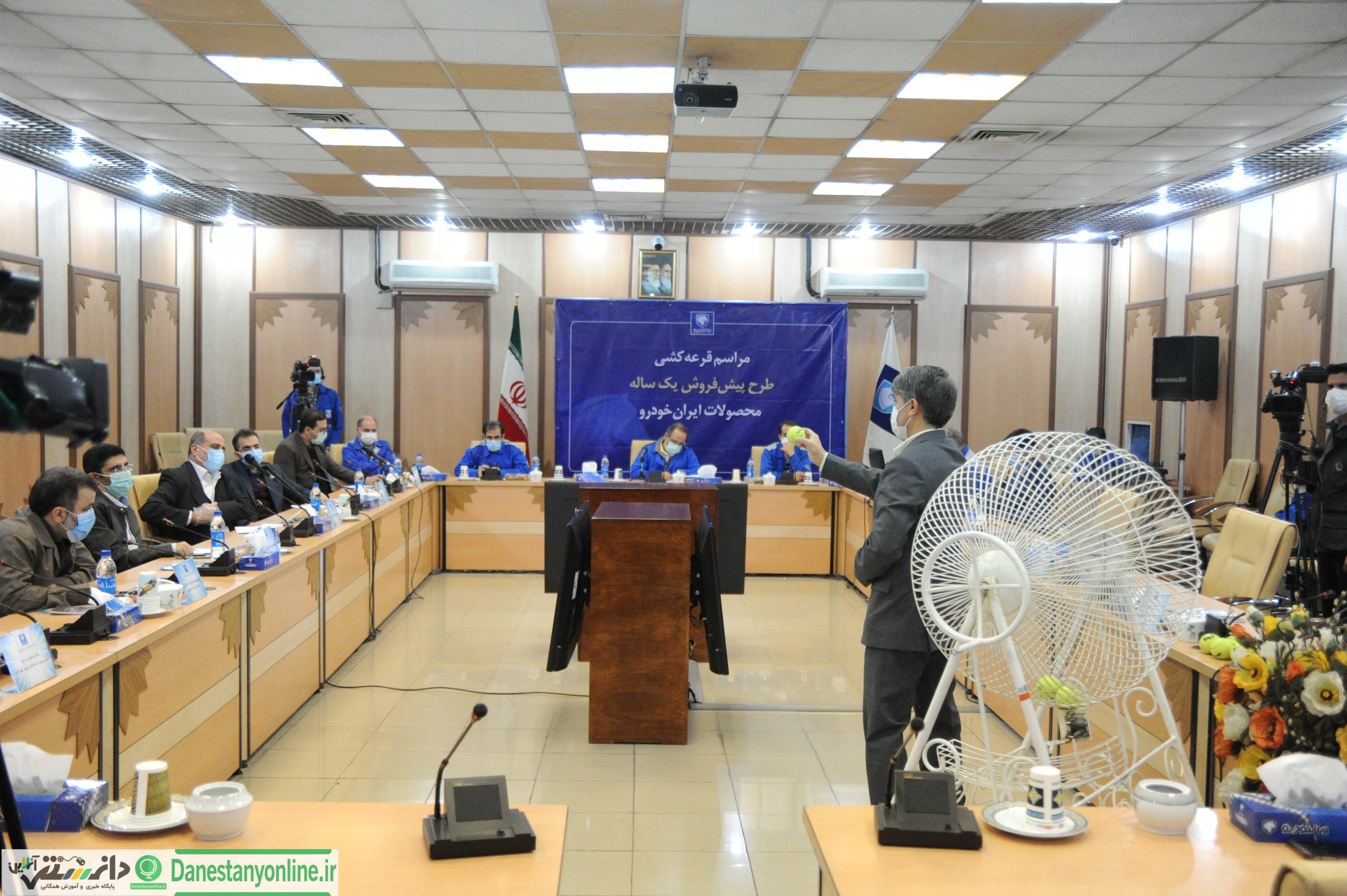 مشخص شدن مشتریان ۱۴ هزار خودروی طرح پیش فروش ایران خودرو