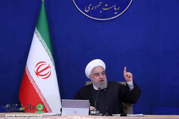 ملت ایران مردانه و علی وار مقابل مشکلات ایستاده اند