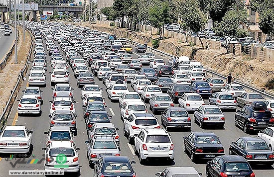 ترافیک در محور چالوس سنگین است/ بارش باران در ٤ استان