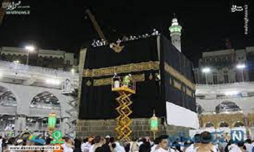 تعویض شبانه پرده کعبه