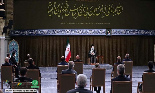 دیدار هیئت دولت با رهبر انقلاب اسلامی/ تقدیر رهبر انقلاب از سفر رئیسی به استان خوزستان و حضور بیواسطه بین مردم