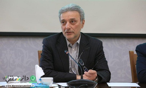 موازی کاری سازمان ها در تولید واکسن/ با تجمیع منابع سریع و با کیفیت بالاتر به واکسن دست می یافتیم