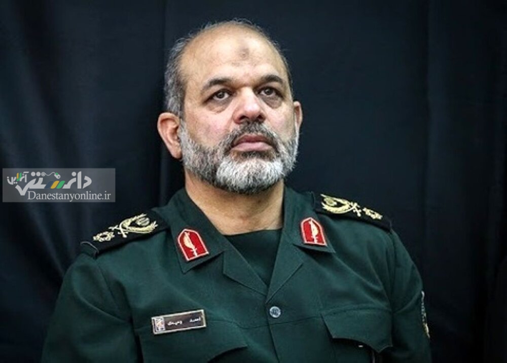 احمد وحیدی وزیر کشور