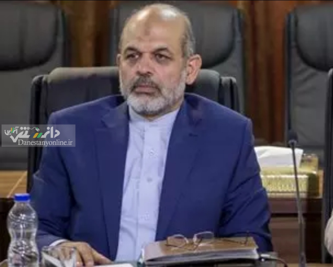 دکتر احمد وحیدی وزیر کشور
