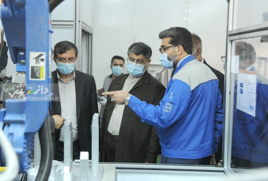 تحقق اهداف خودکفایی و تعمیق ساخت داخل محصولات ایران خودرو/ خودکفایی در تولید چراغهای خودرو تارا