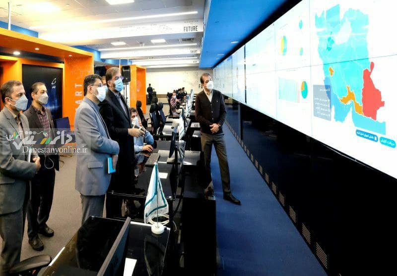 انصاری ازمرکز مانیتورینگ پلتفرمهای دیجیتال همراه اول بازدید کرد