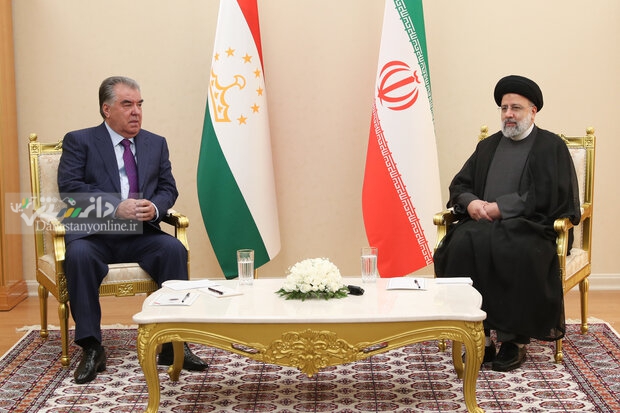 رئیسی با رئیسجمهور تاجیکستان دیدار و گفتگو کرد
