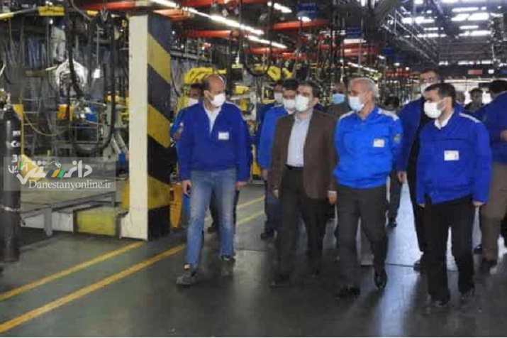 خودروسازان را در اجرای برنامههای توسعهای حمایت میکنیم