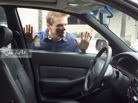 دانستنی خودرو/ 9 ترفند برای باز کردن در خودرو در صورت جا ماندن کلید