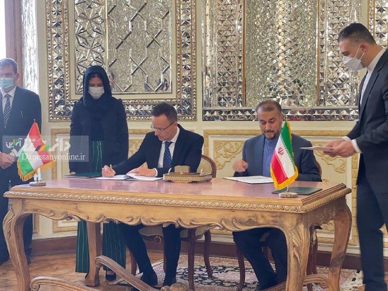 وزیر امور خارجه درنشست مطبوعاتی مشترک با پیتر سیارتو وزیر خارجه مجارستان
