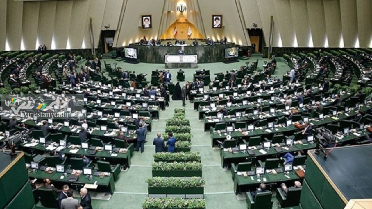 اوجگیری کرونا مجلس را تعطیل کرد