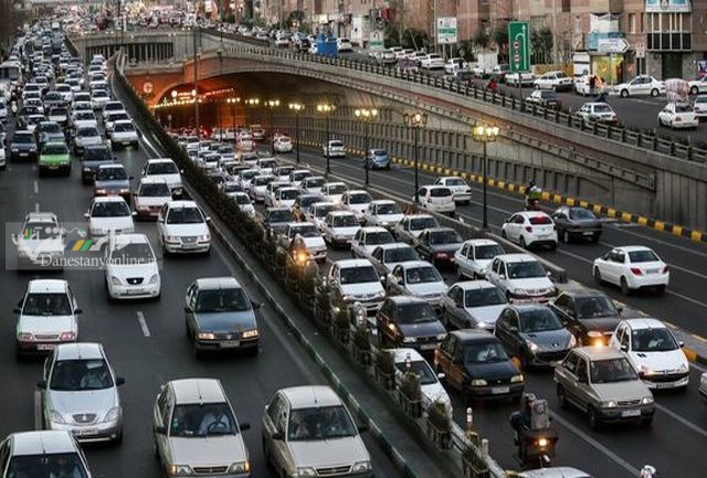 شنبهای پر ترافیک در سطح معابر تهران