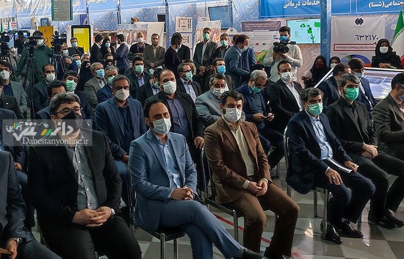 فعالیت نمایشگاه دستاوردهای ۱۸۰ روزه وزارت تعاون، کار و رفاه اجتماعی در دو هفته