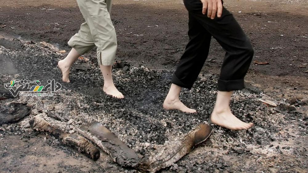 سوختگی شدید جوانان سوئیسی براثر راه رفتن روی زغال های گداخته