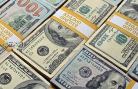 قیمت دلار کاهش یافت