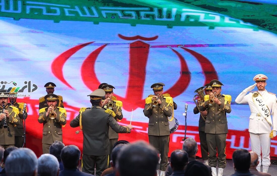 جشن ملی پرچم با اهتزازبلندترین و سنگینترین پرچم کشور برگزار شد