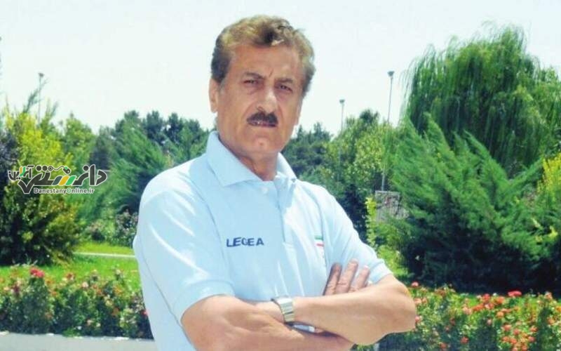 من آدرس باشگاه را بلد نیستم اما اراذل سر تمرین میروند!