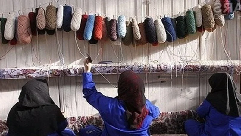 قالیبافان از بیمه روستایی و عشایری استفاده کنند