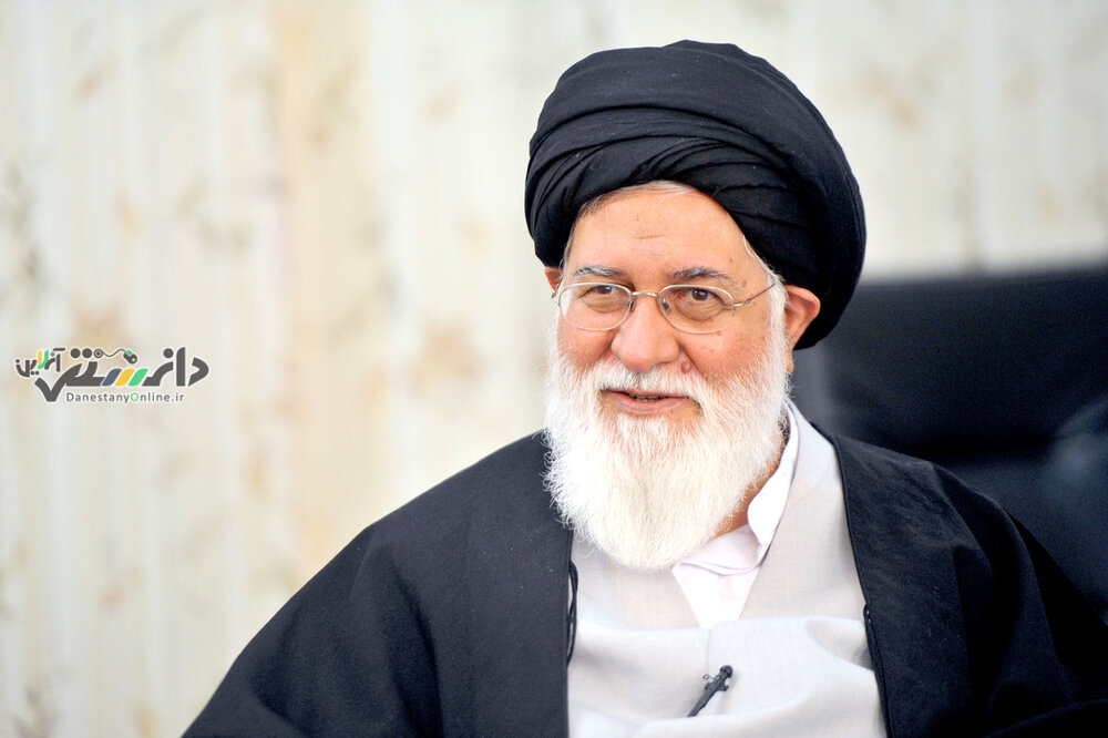 علمالهدی: مسئله حجاب با زور حل نمیشود