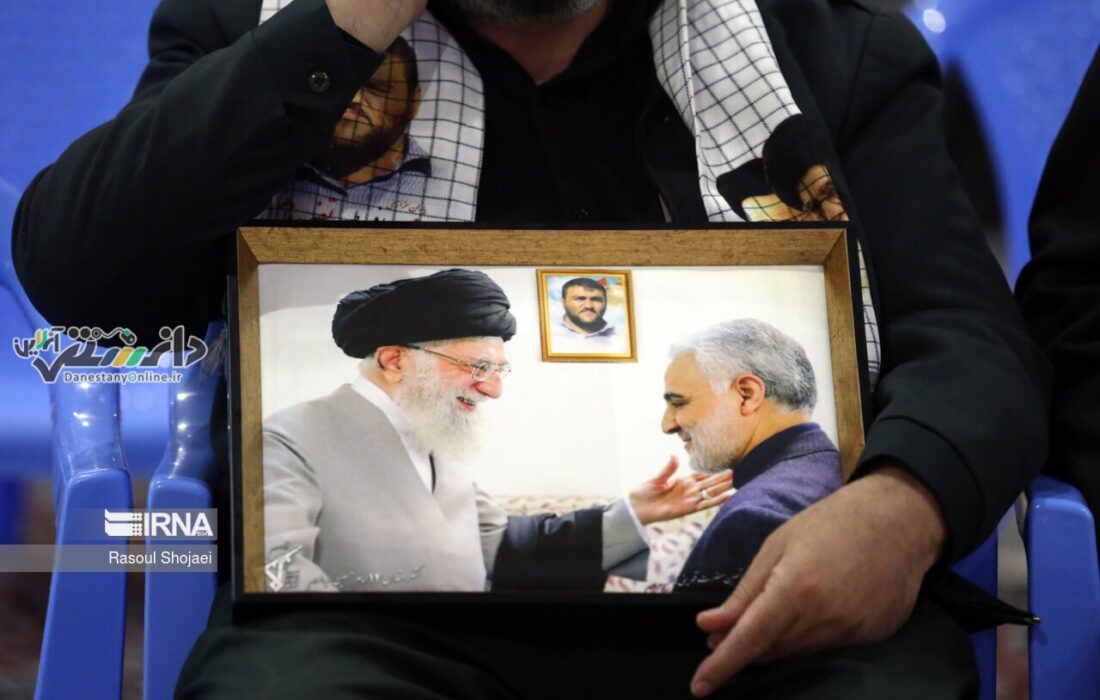 عکس خاص از رهبر انقلاب و سردار سلیمانی