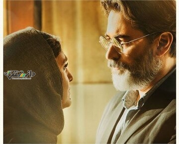 عکس از پشت صحنه پارسا پیروزفر و هدی زینالعابدین در سریال در انتهای شب
