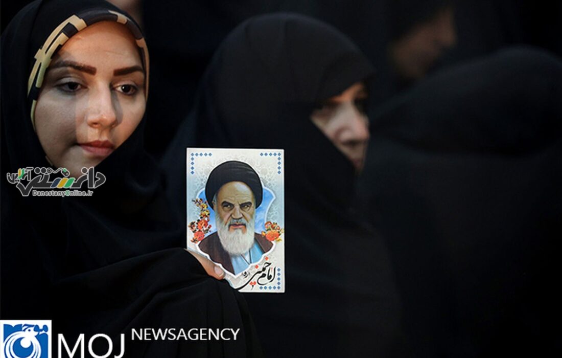 برگزاری سالگرد ارتحال امام خمینی (ره) در حرم حضرت معصومه (س)