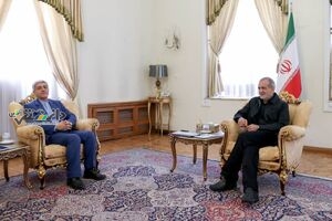 طیبنیا با رئیس جمهور منتخب دیدار کرد