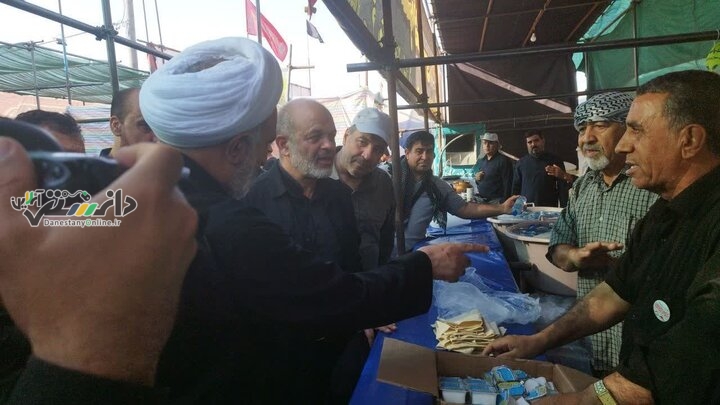 وزیر کشور از مواکب مرز مهران بازدید کرد