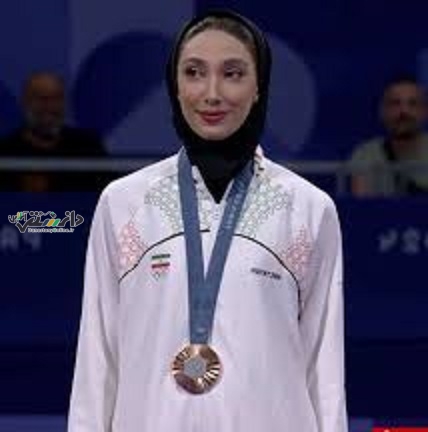 ادامه حواشی درخواست مبینا نعمت زاده