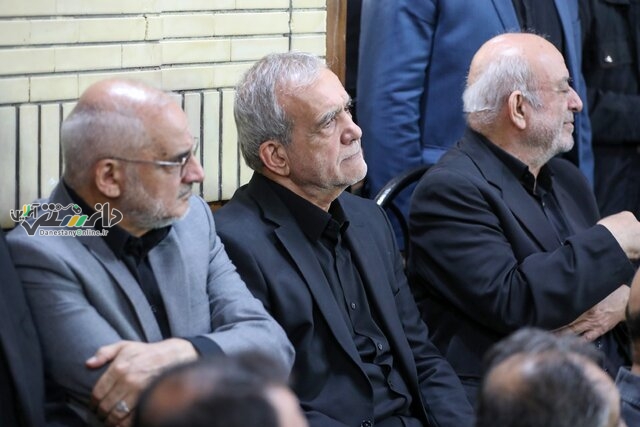 پایان اولین سفر رسمی ، زیارتی رئیسدولت چهاردهم