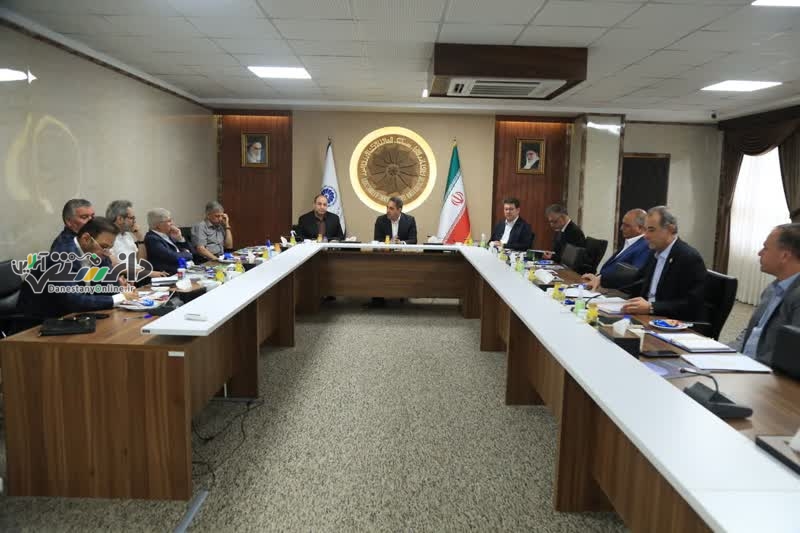 برگزاری شانزدهمین نشست هیات نمایندگان اتاق بازرگانی البرز و بررسی برنامههای اجرایی ۶ ماهه دوم سال ۱۴۰۳
