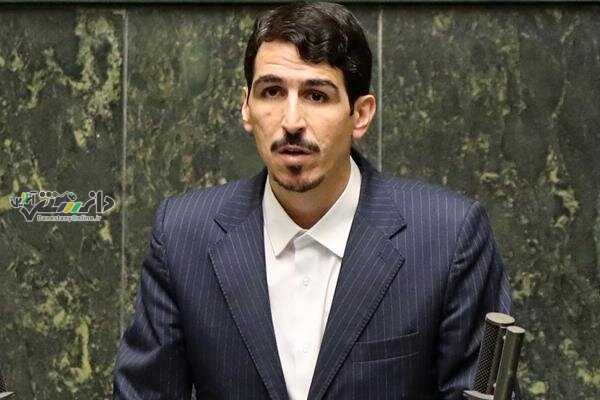 مجلس قصد افزایش قیمت بنزین و برق ندارد