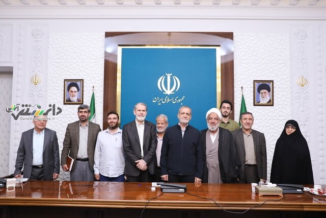 پزشکیان: برخی نگاه و رفتار غلط خود را به نظام و انقلاب نسبت میدهند