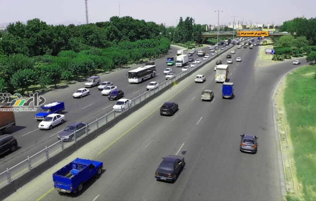 تردد بیش از ۱۸ میلیون خودرو در مهرماه از جاده های استان البرز